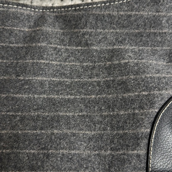 Gap Grey Wool Pinstripe Bag Purse black accents - LIKE NEW! Cute & Trendy - Picture 6 of 9